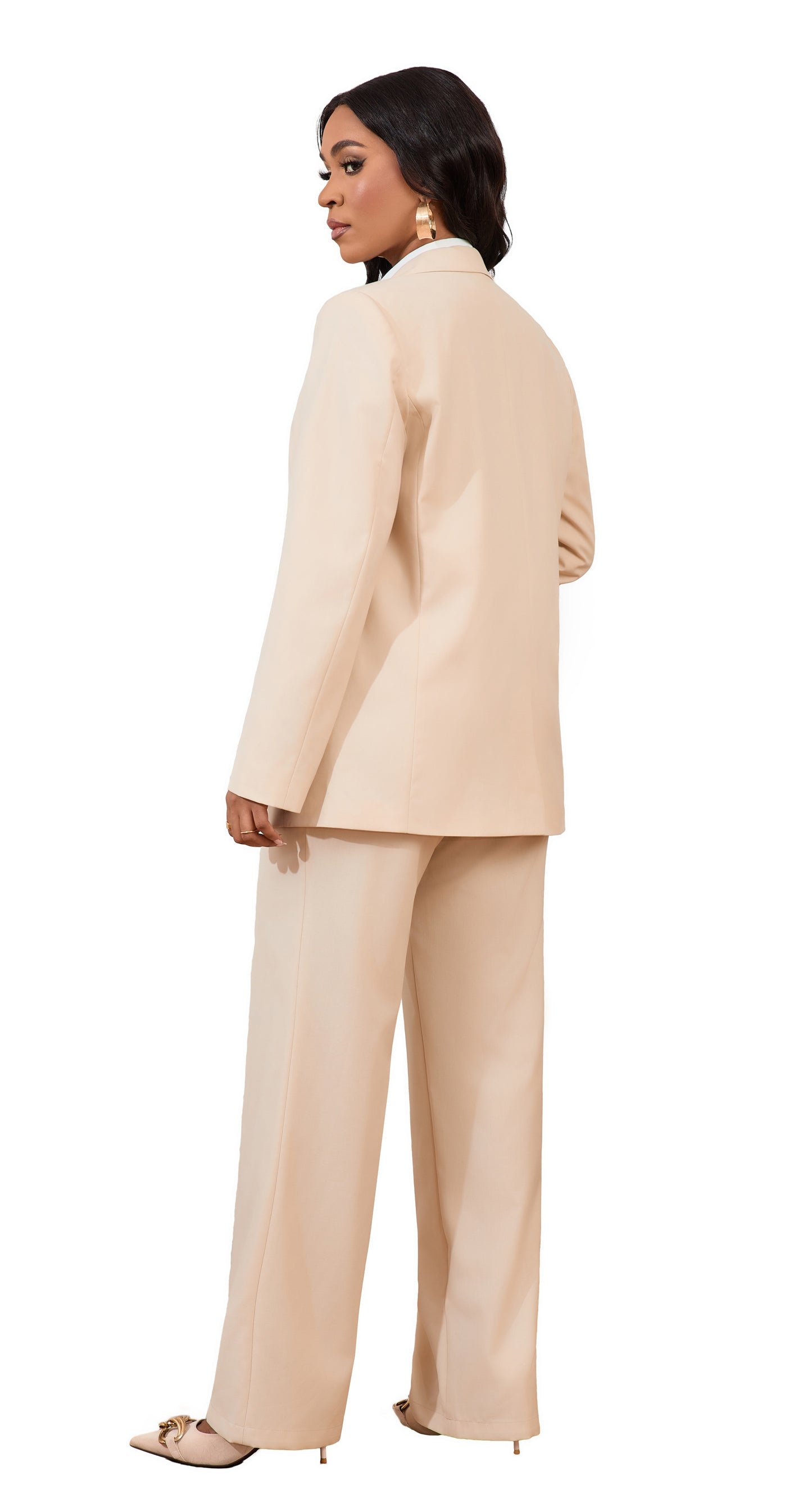 Elegant Women’s Wool-Blend Suit