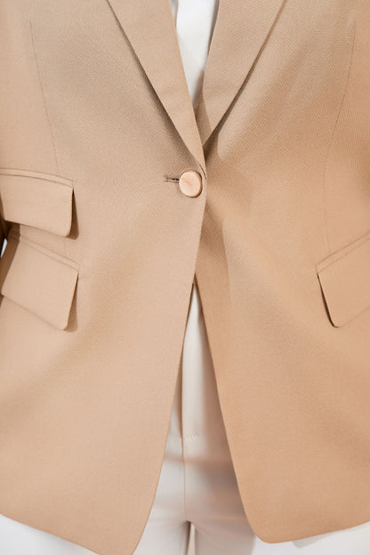 Women’s Tailored Single-Breasted Blazer