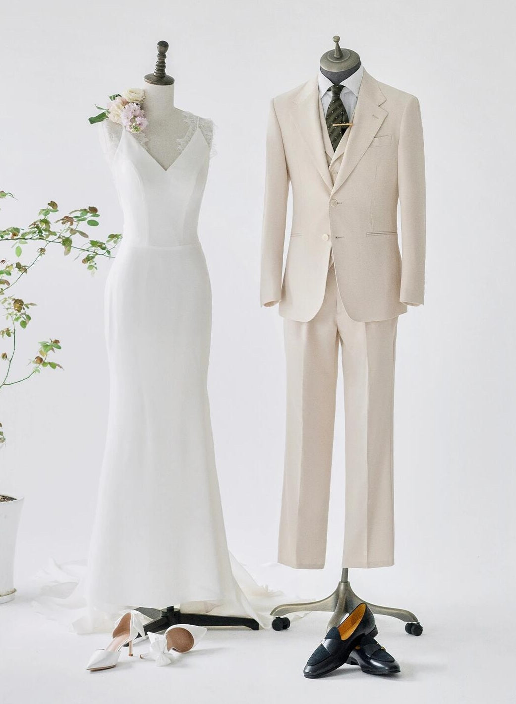 Luxury Wedding Suits & Tuxedos for Grooms | LDW025 Series