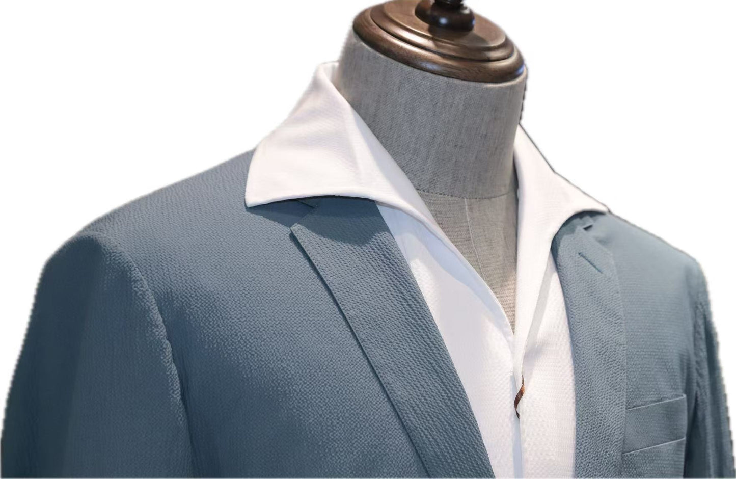 Lightweight Textured Blazer