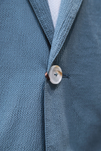 Lightweight Textured Blazer
